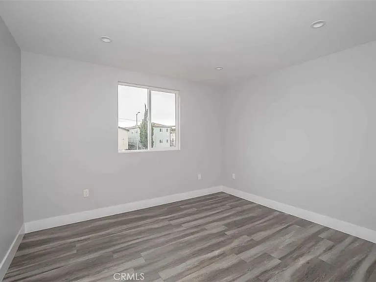 127 W Imperial Hwy — Photo 3