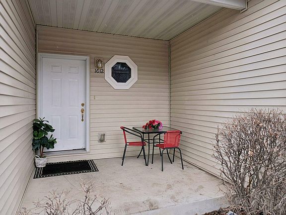 4th image of 1612 68th Ln N