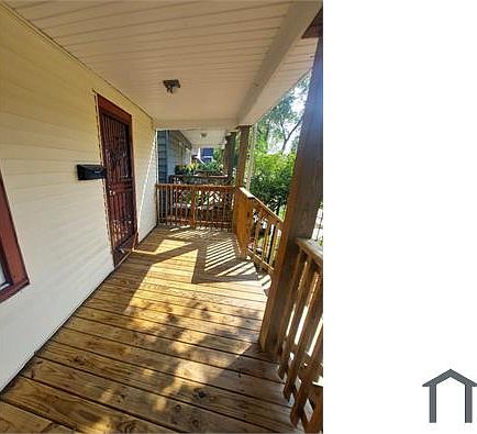 2nd image of 7221 S Hoyne Ave