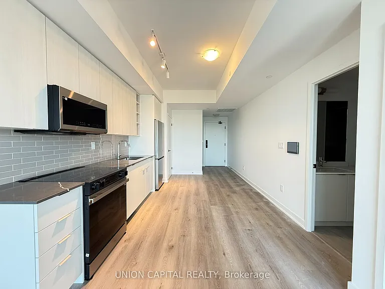 2075 Lakeshore Rd #2408 — Photo 7