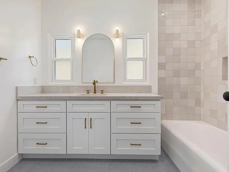 3429 Edgehill Dr #2 — Photo 11