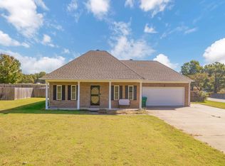 1018 Beaver Rd, Munford, TN 38058