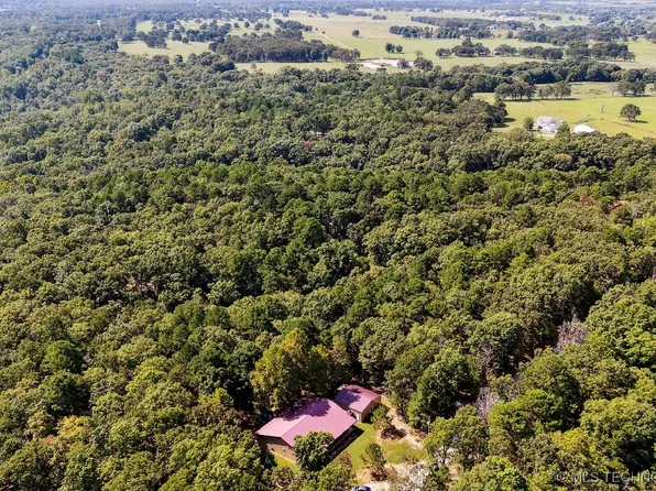 13293 N Pine Ridge Dr, Tahlequah, OK 74464