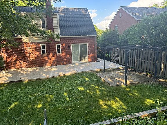 4th image of 625 12th St