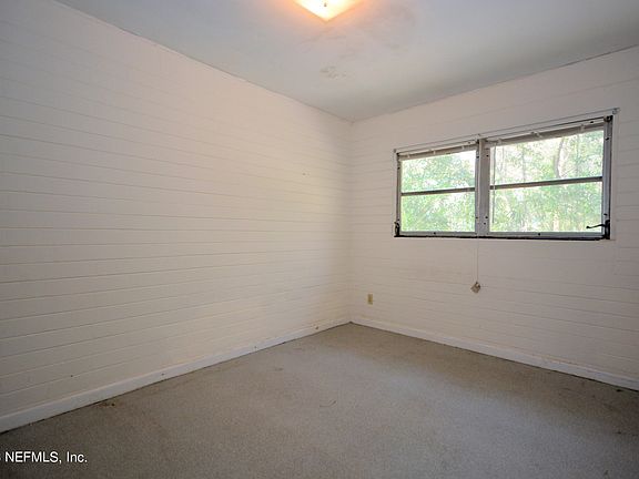 4th image of 2286 Lake Shore Blvd