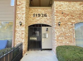 11926 W Mill Rd APT 7, Milwaukee, WI 53225