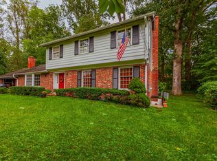 7812 Carteret Rd #2, Bethesda, MD 20817