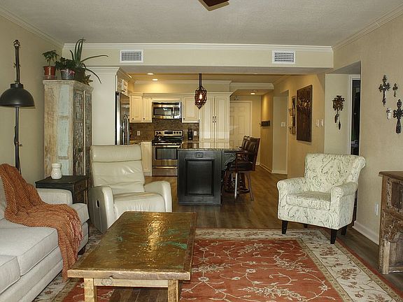 Open Living Room/Kitchen