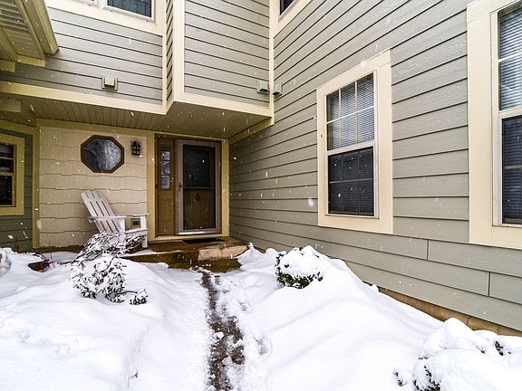 2nd image of 175 W Hamilton Dr #175