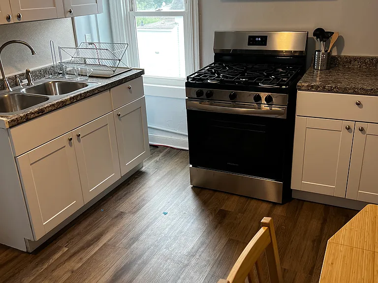 401 Waterman Ave #2 — Photo 2