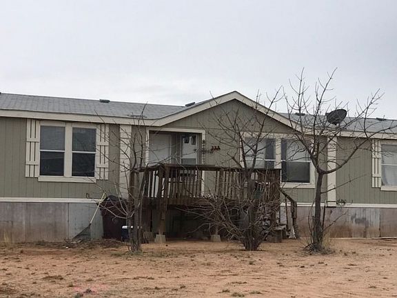 3rd image of 98 W Richland Way