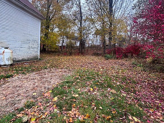 4th image of 17 Twombley Road