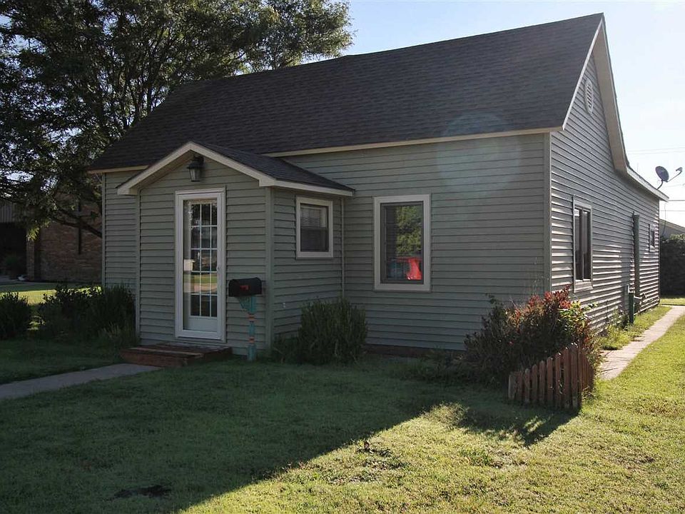 707 S Jefferson St, Plainville, KS 67663 Zillow