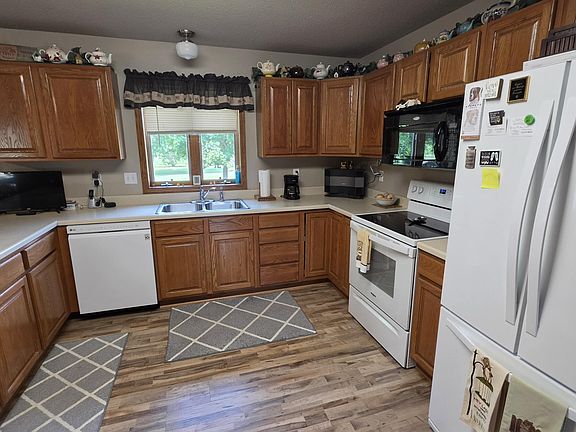 4th image of 12867 E Pleasant Valley Dr