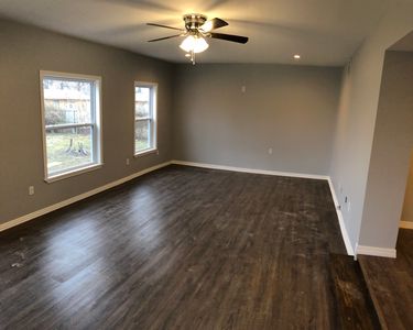 816 N 14th Pl, Rogers, AR, 72756