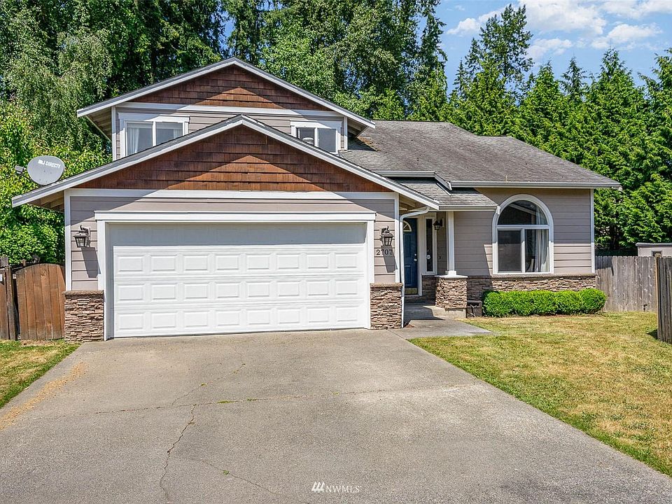1st image of 2707 179th Pl NE #232