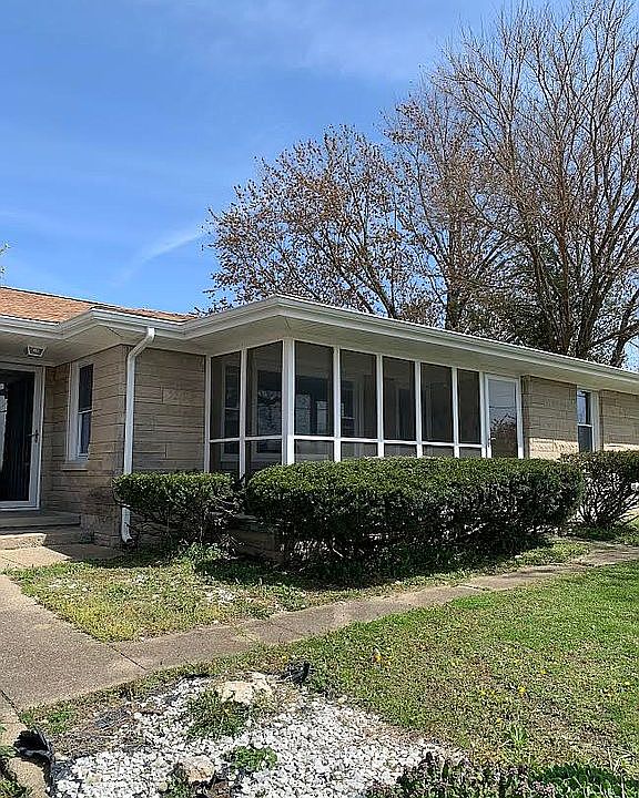 New screened front porch.