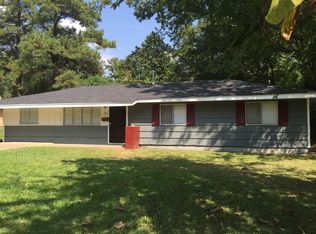 332 Queen Catherine Ln, Jackson, MS 39209