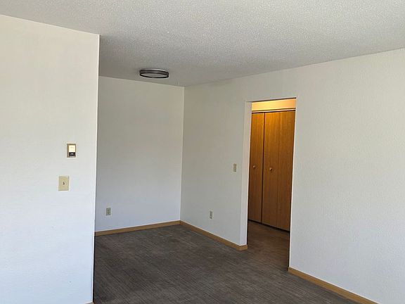 4th image of 250 21st St NW APT 15