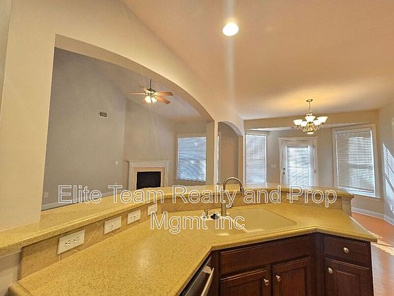 4th image of 1188 Stonedown Ln