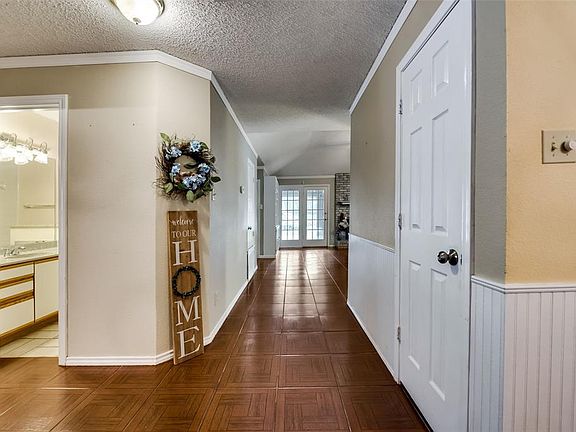 2nd image of 10401 Bing Dr