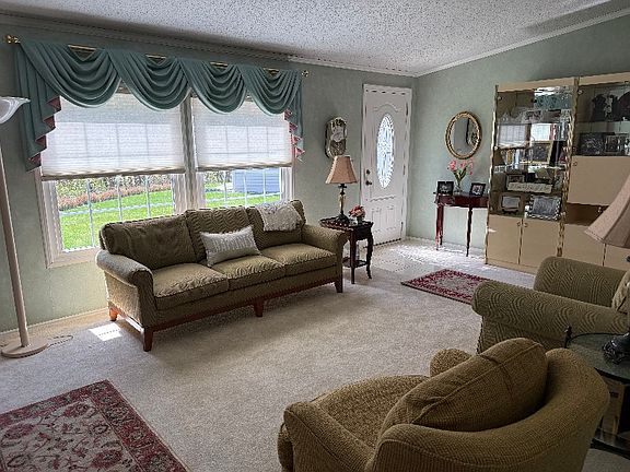 2nd image of 704 Ashley Ln
