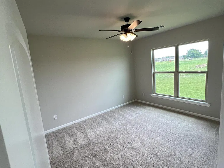 307 Grassy Meadows Ln — Photo 22