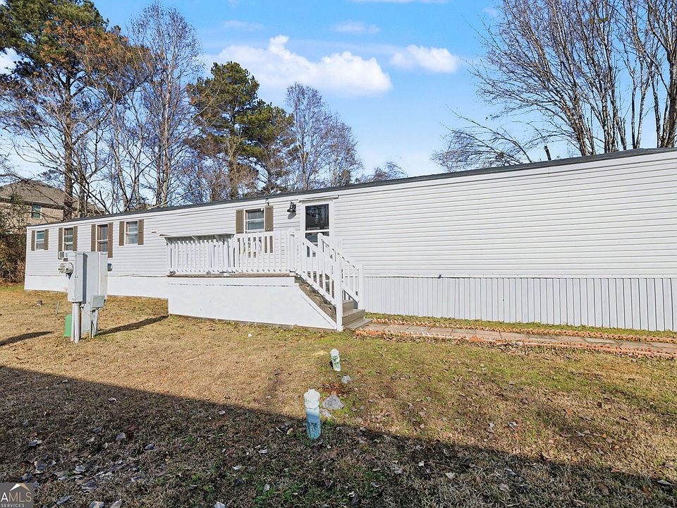 1st image of 73 Lillian Cir
