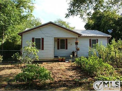 10 ACRES FULL OF AMENITIES