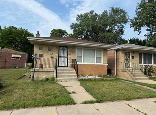 8114 S Anthony Ave, Chicago, IL 60617