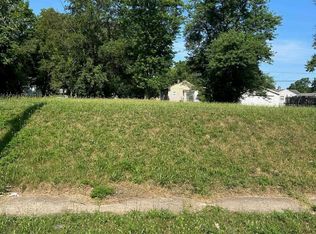 1737 Obrien St, South Bend, IN 46628