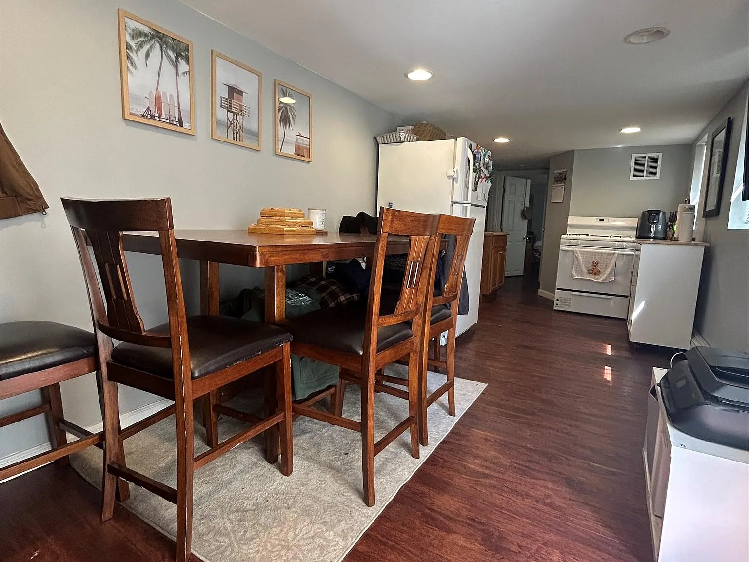 2 bed, 1.0 bath, 1012 sqft, $2,600 — Photo 1