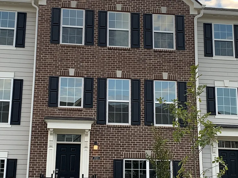 7023 Equality Blvd #7023 — Photo 35