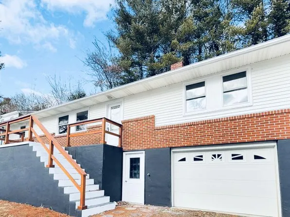 7009 Chambersburg Rd, Fayetteville, PA 17222