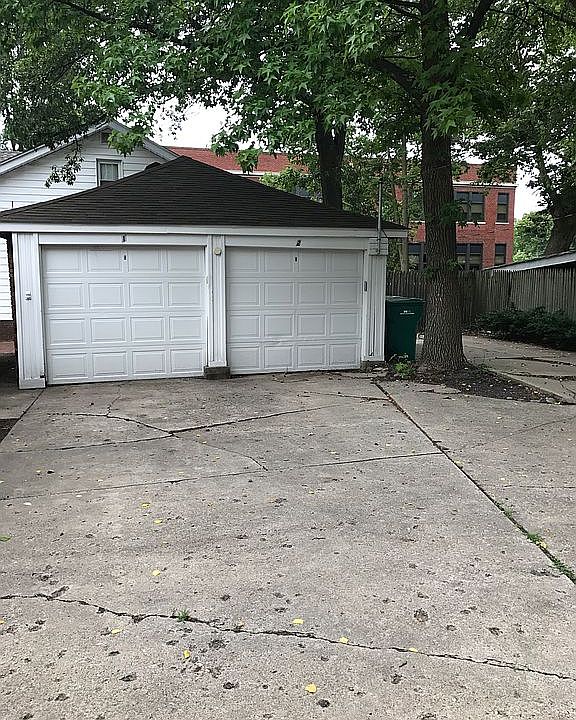 2nd image of 1149 W Monroe St