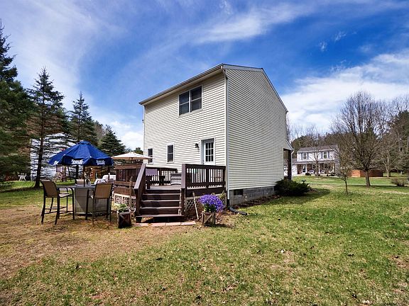 3rd image of 80 Baker Dr