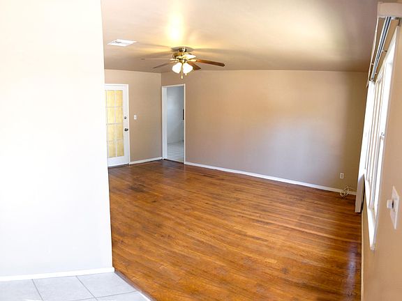 4th image of 424 W Meda Ave