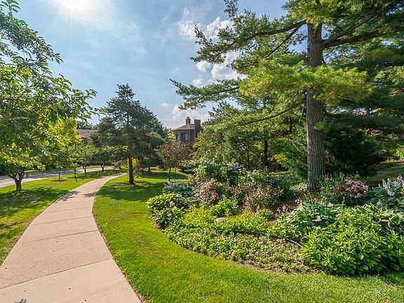 5th image of 2115 Nature Cove Ct APT 305