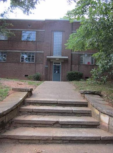 Mathis Complex