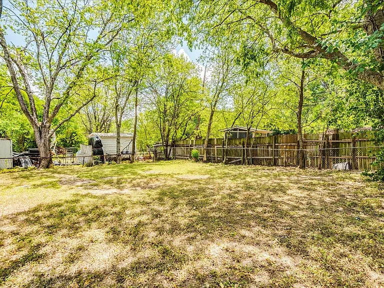 6801 Porter St — Photo 26