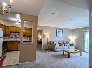 637 Waterford Dr, Edison, NJ