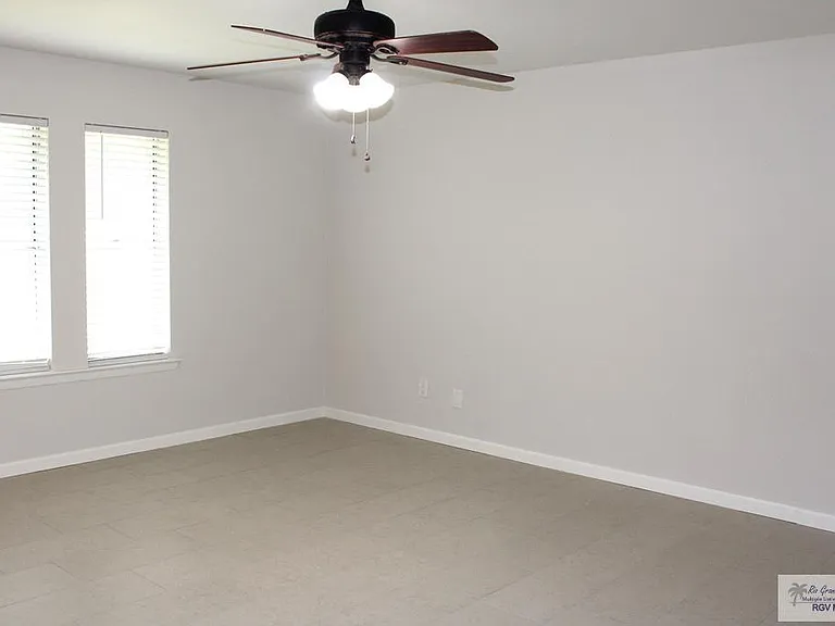 1209 E Williamson Ave — Photo 16