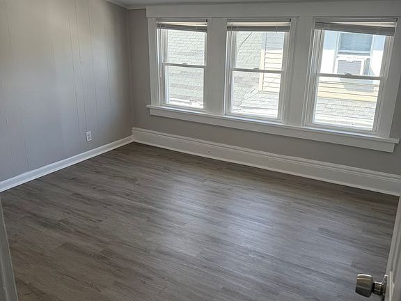 2nd image of 23 Brighton Ave