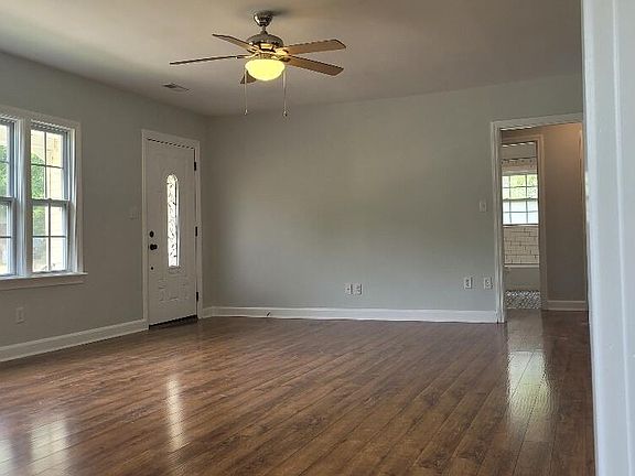 3rd image of 604 S Saint Marks Ave