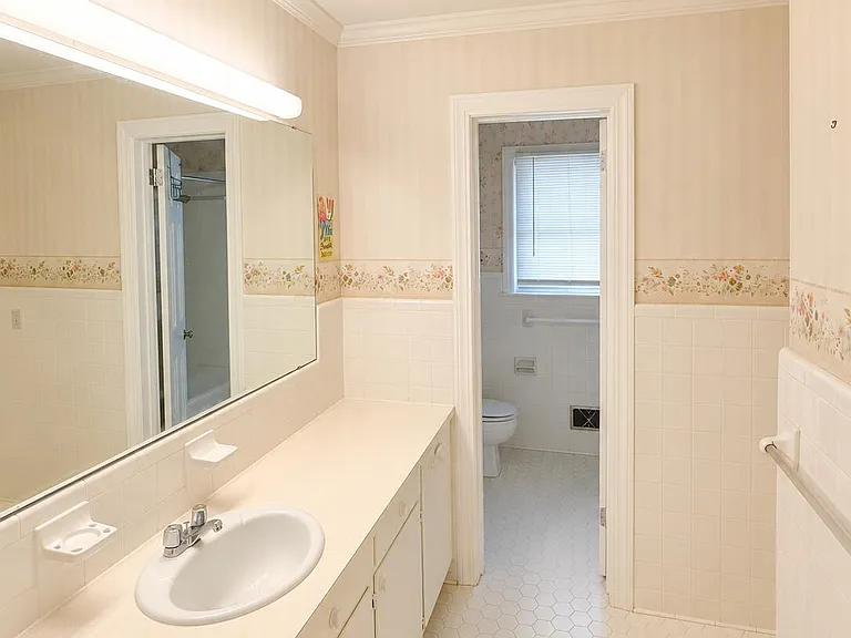 210 Prince Rd — Photo 7