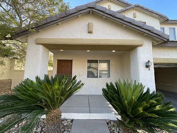 3rd image of 8228 Wildwood Glen Dr