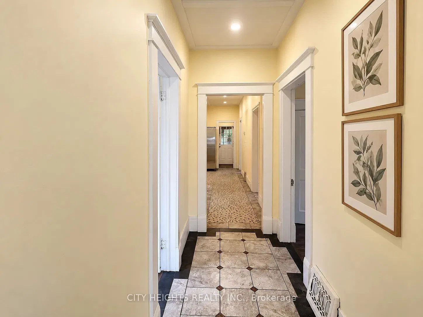 6 bed, $2,000 — Photo 4