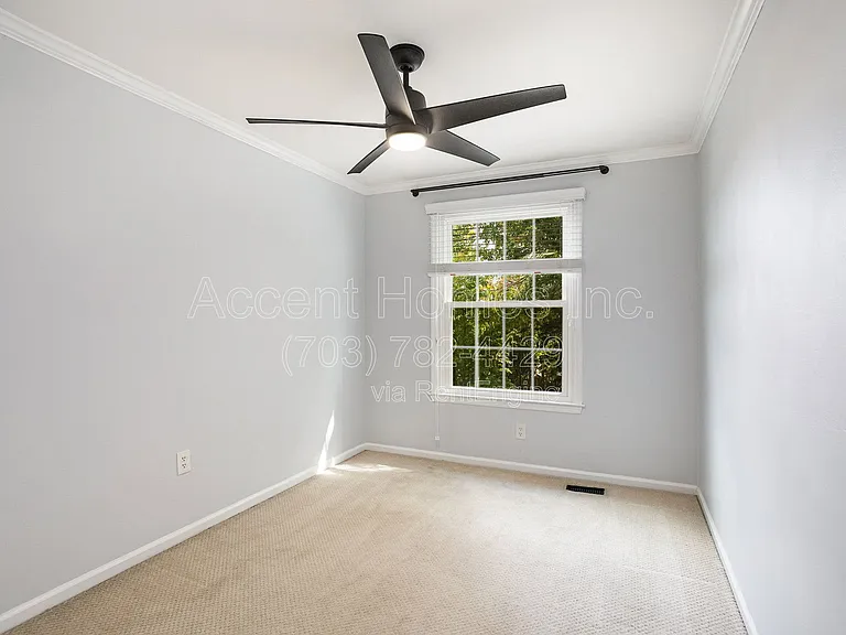 6107 Summer Park Ln — Photo 15