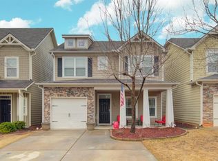 44 Oakmont Dr, Dawsonville, GA 30534