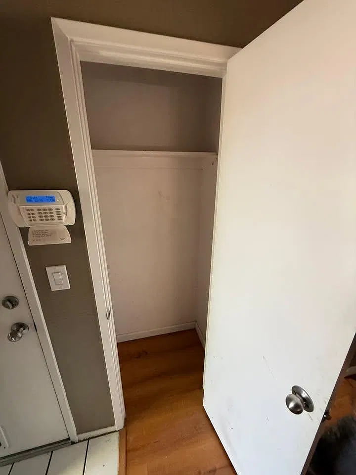 6154 N Carica Ave — Photo 3
